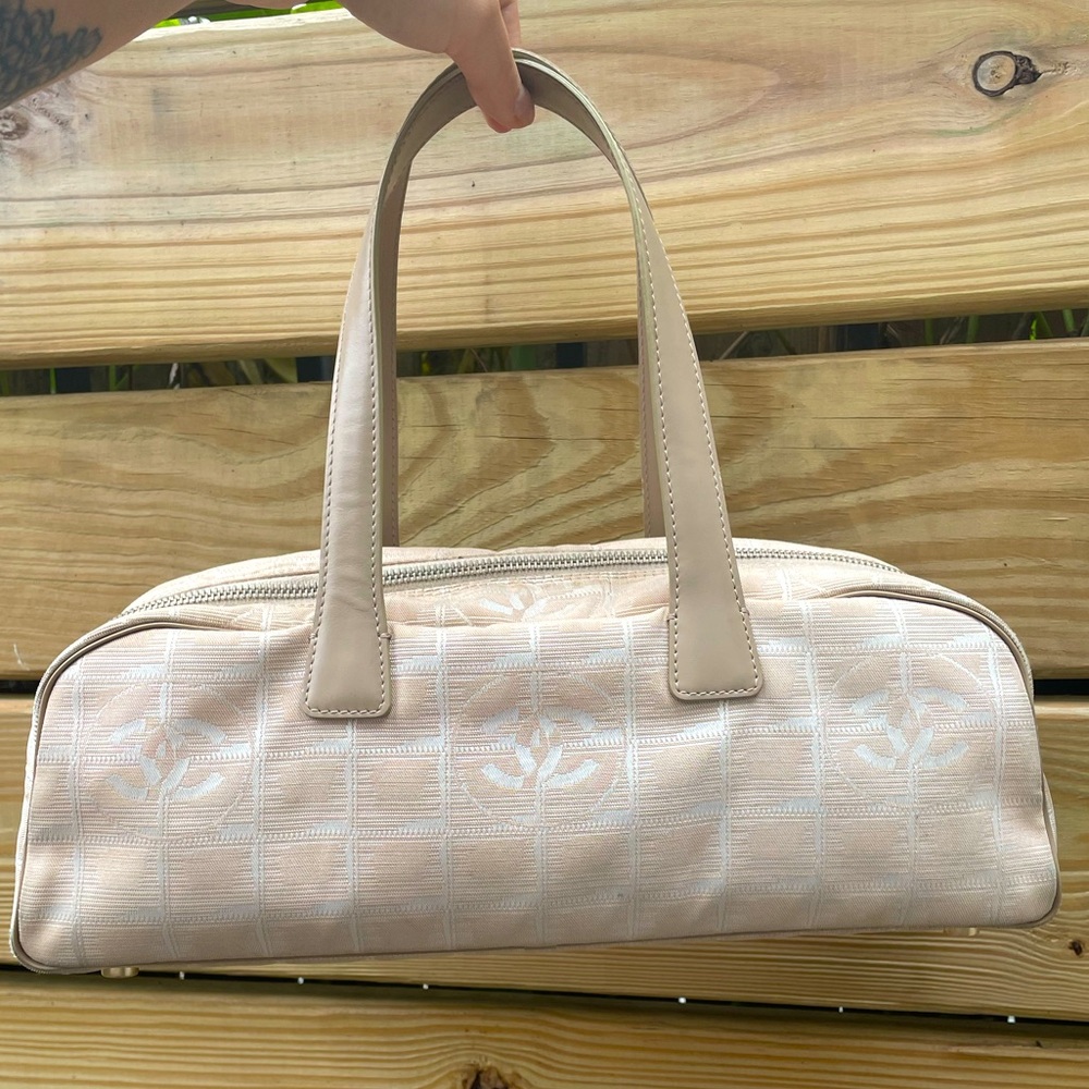 Authentic Vintage Chanel La Ligne bowler bag 2003